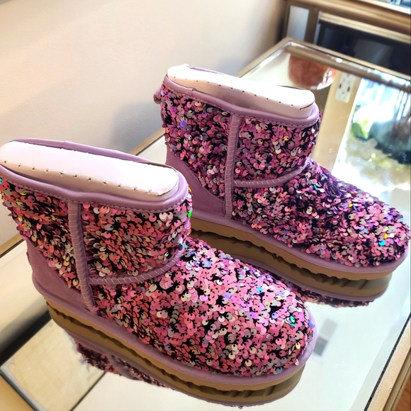 Sequin purple UGG boots - Picture 1 of 8